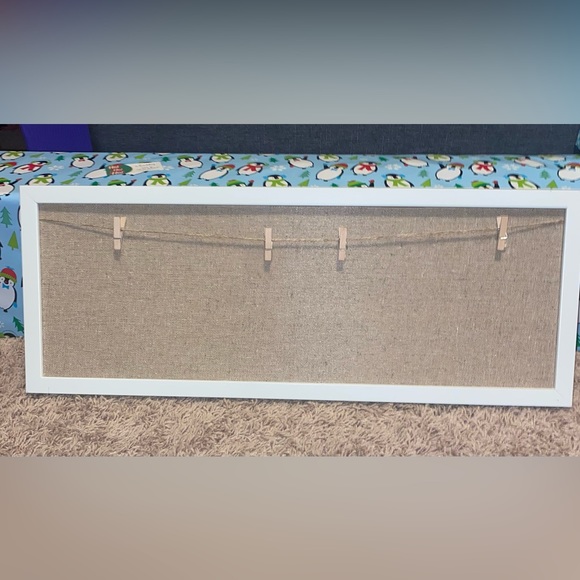 Photo board - Picture 1 of 1